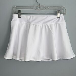 White tennis skirt NEW Women’s M/L